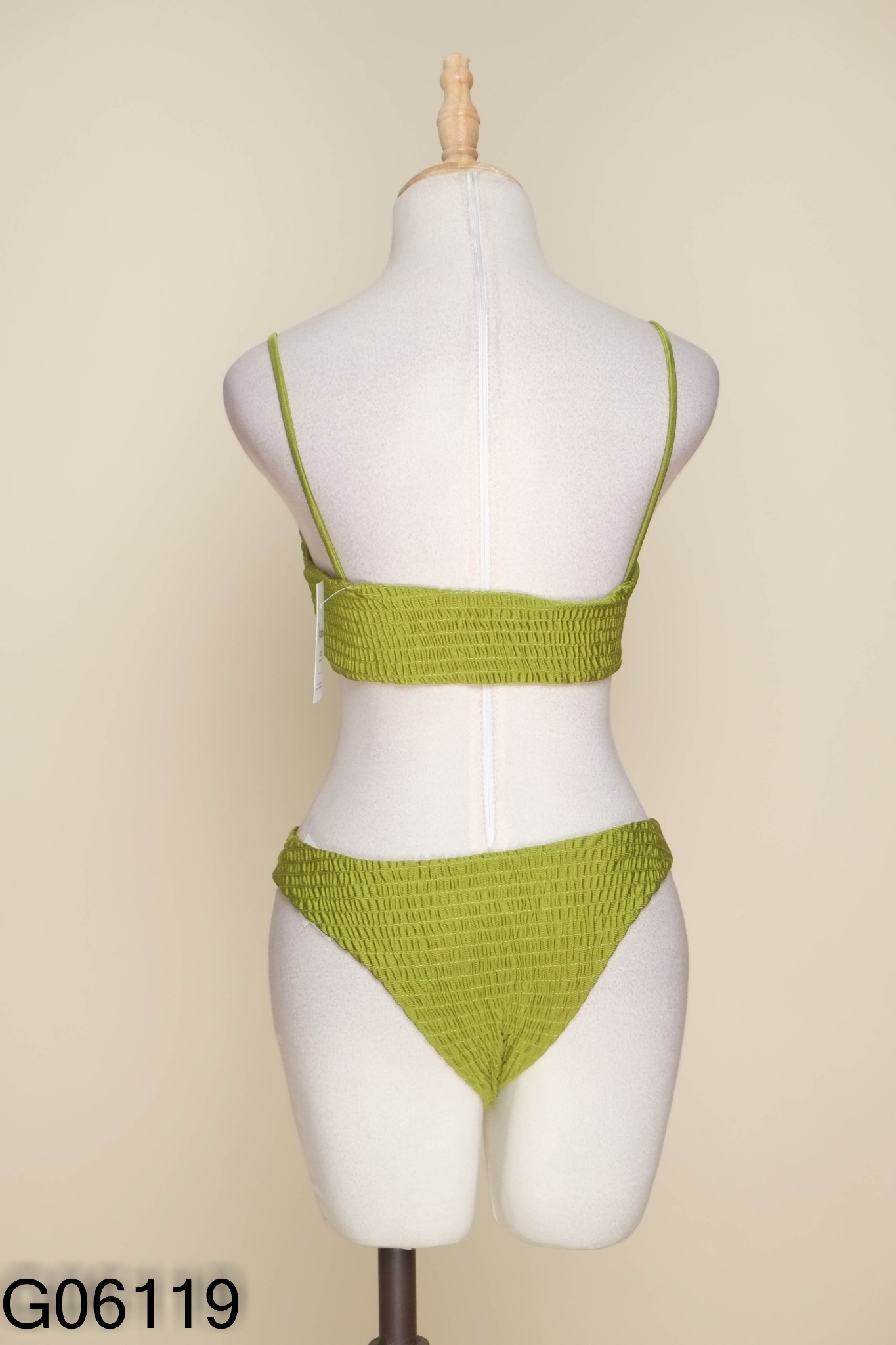 Set bikini xanh lá