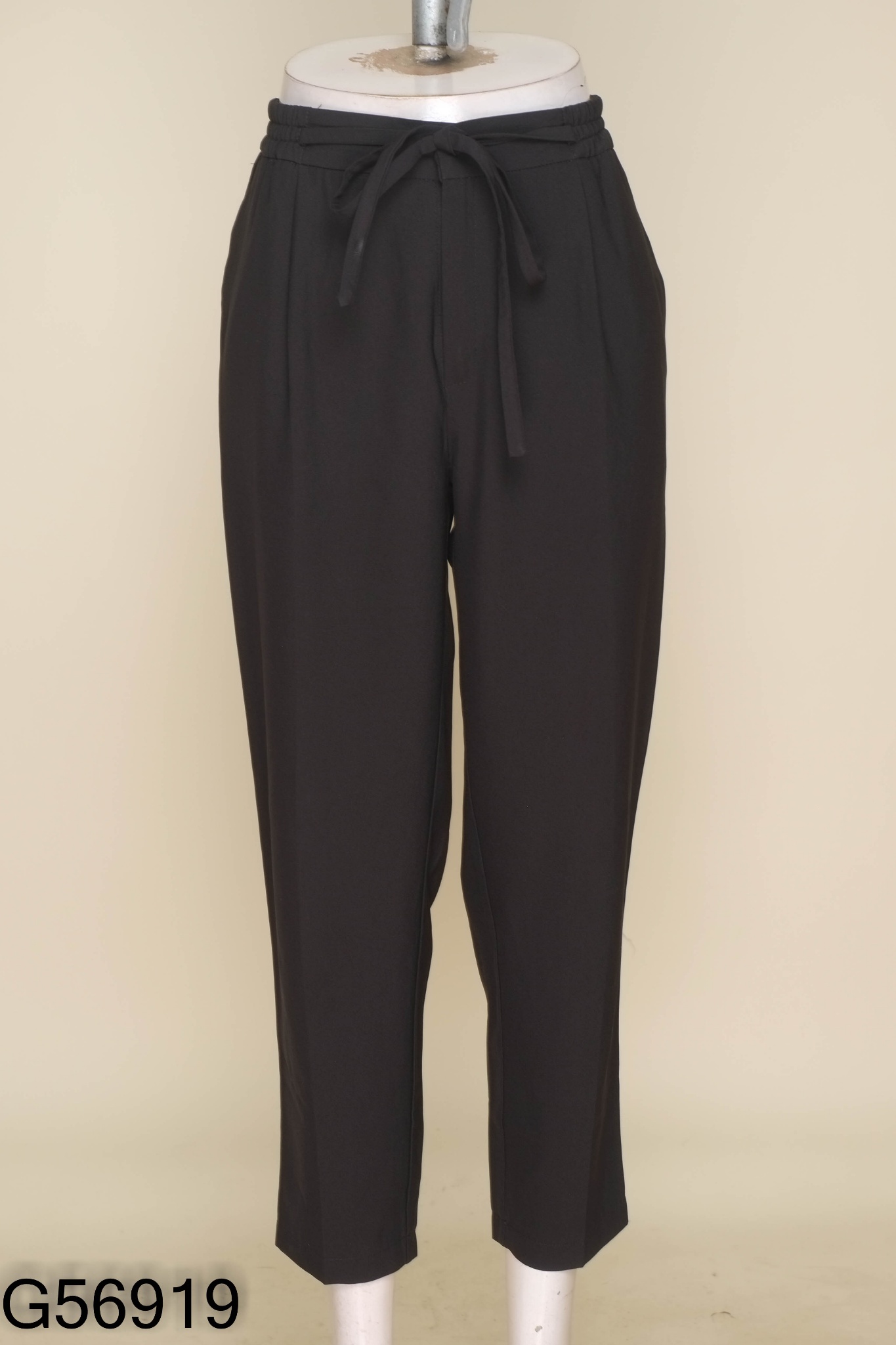Quần MOMOCO baggy đen