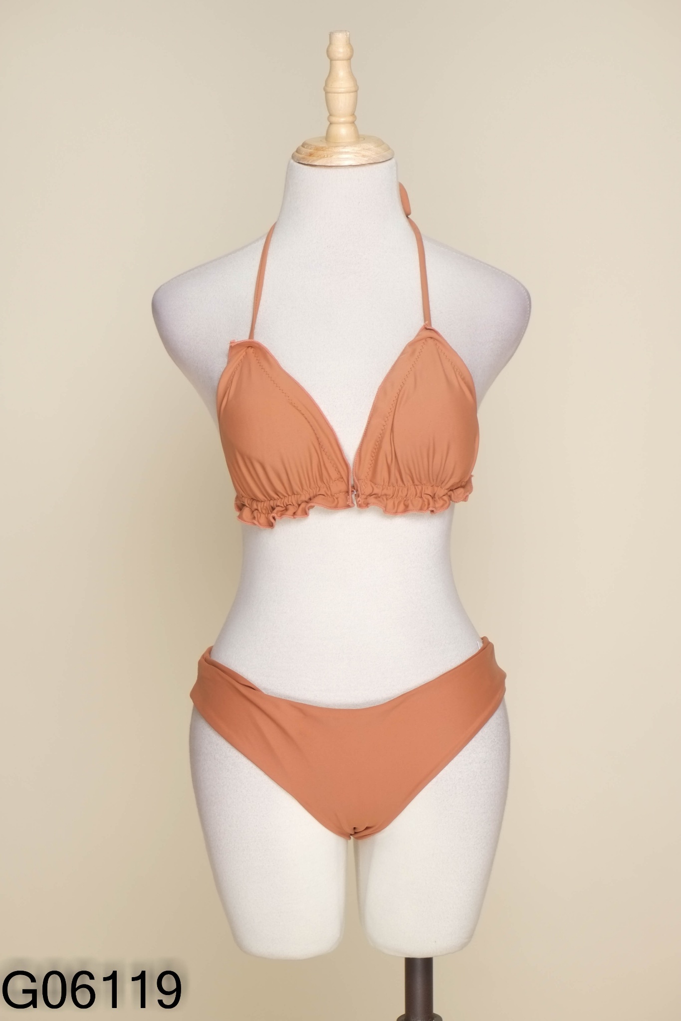Set bikini nâu hai mảnh