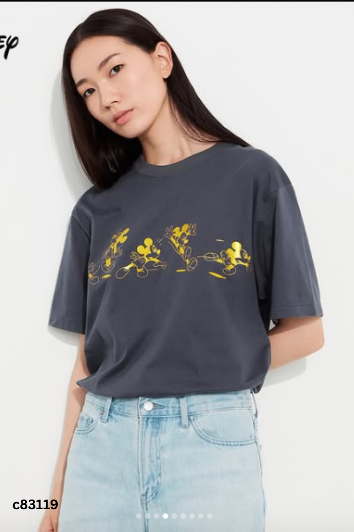 Áo UNIQLO xám in hình Mickey