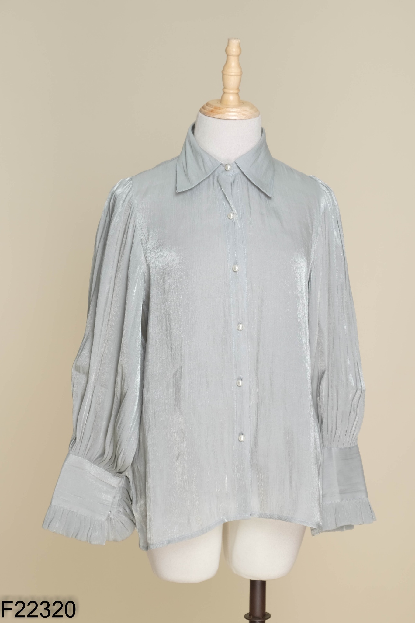 Áo sơ mi BLEU BIRD organza xanh