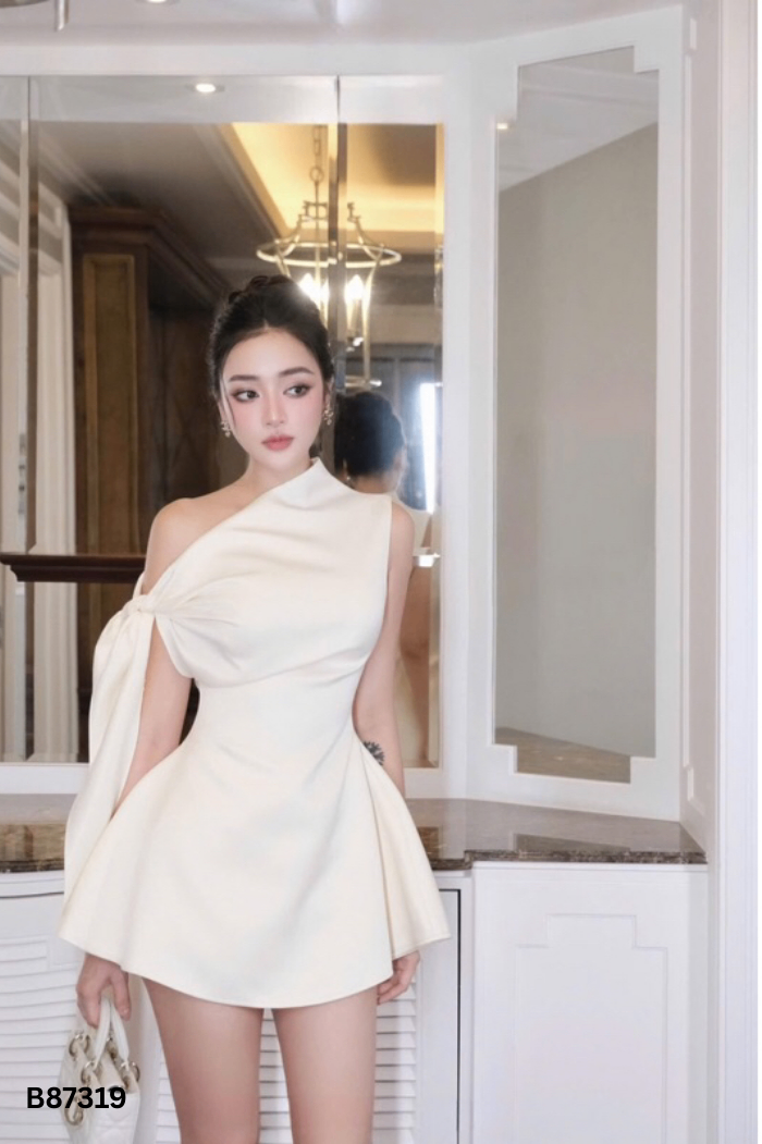 Váy be buộc lệch vai