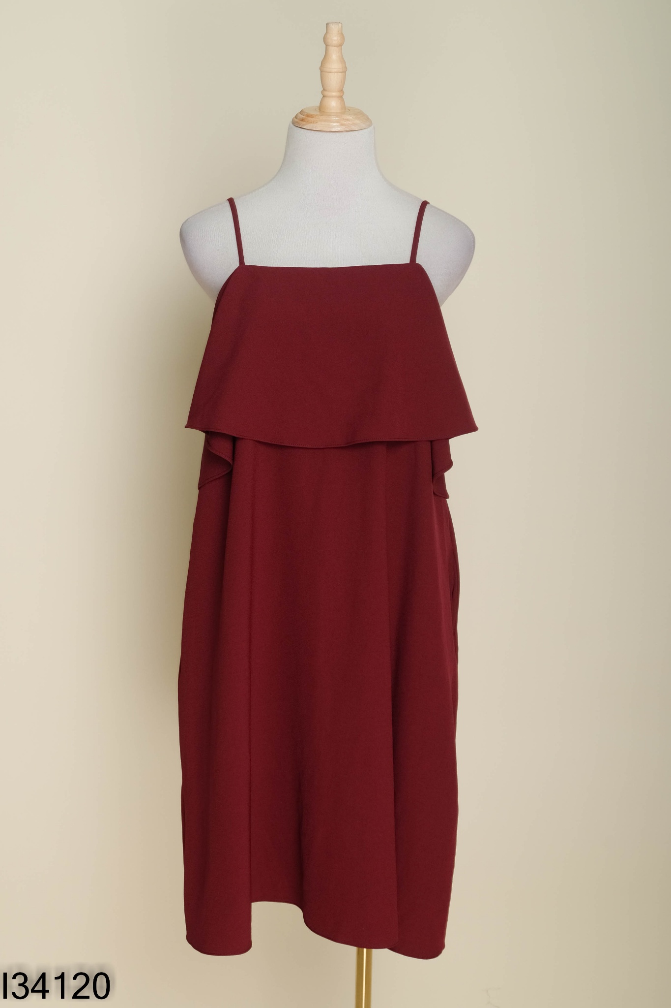 Váy TOPSHOP đỏ rượu hai dây