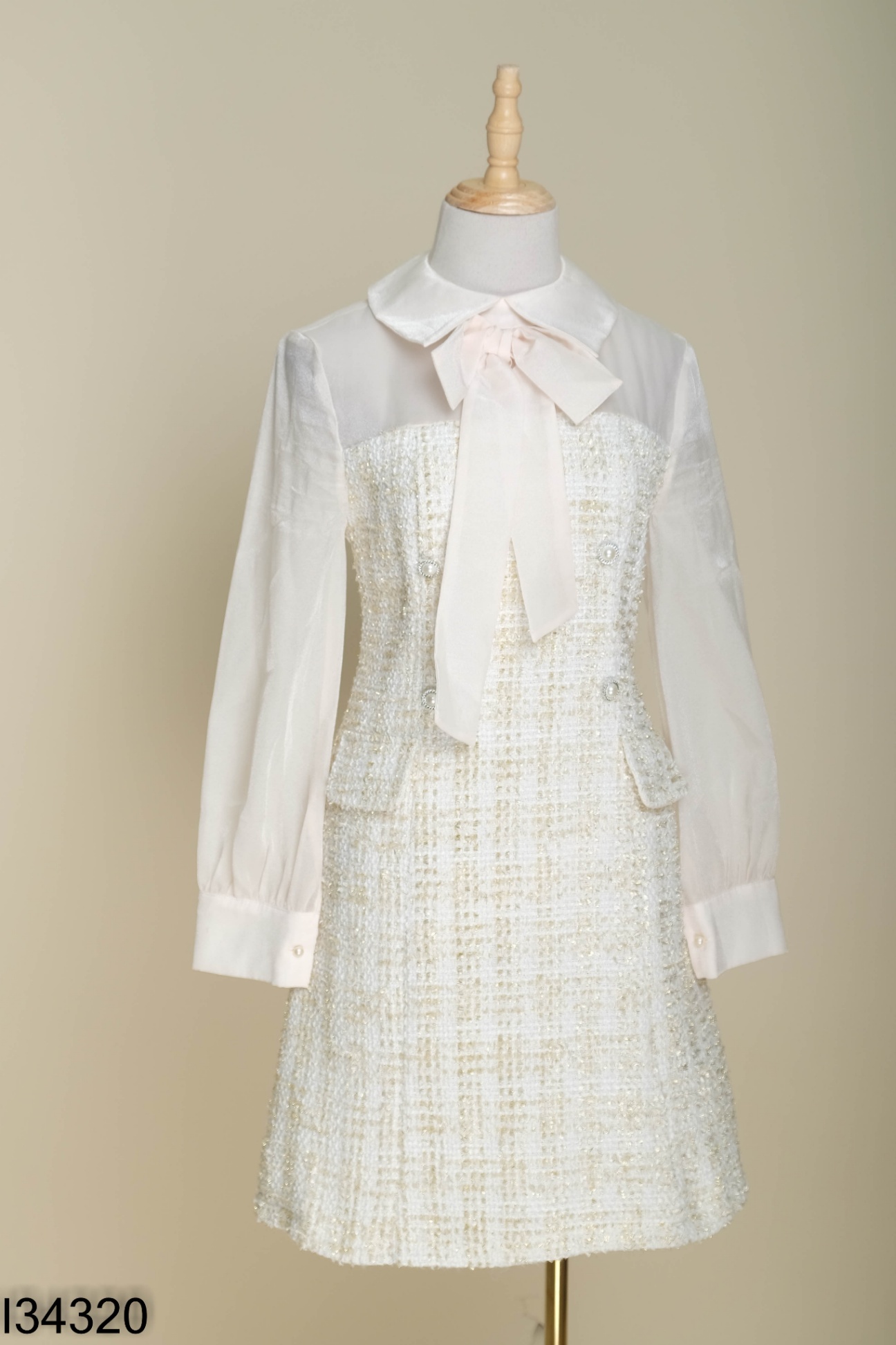 Váy CHARME STORE dạ tweed be cúc ngọc