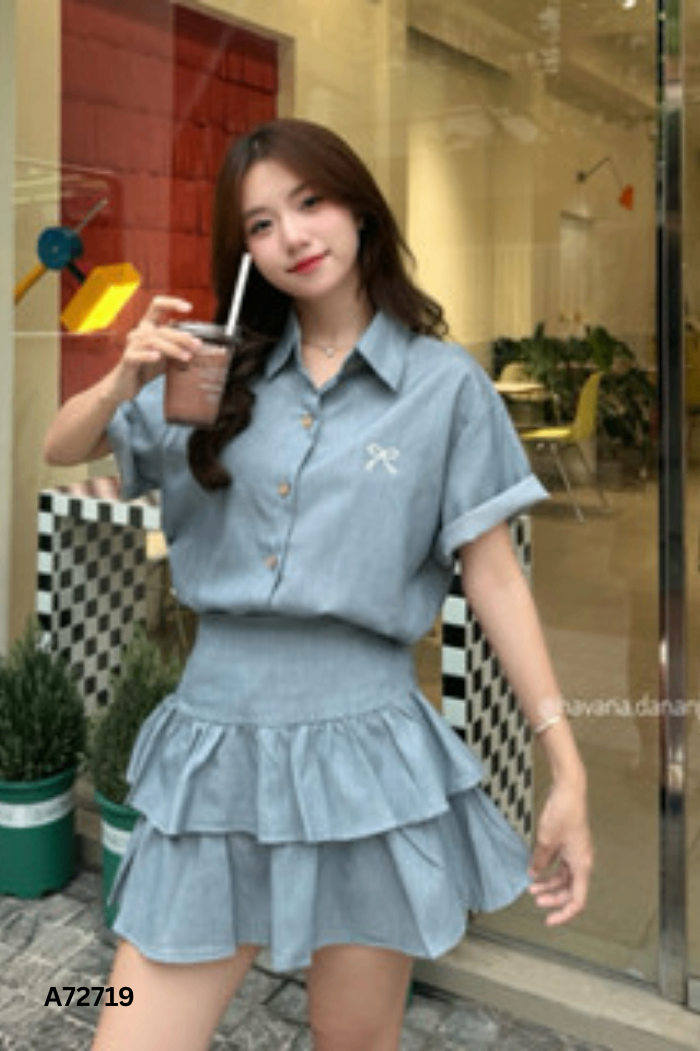 SET HAVANA Áo sơ mi xanh thêu nơ + chân váy