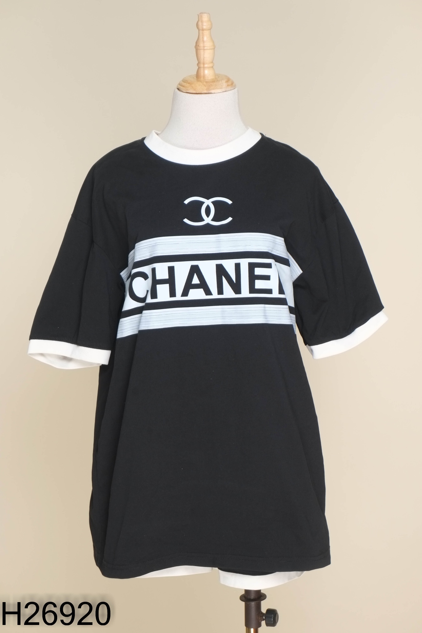 SET Áo đen in chữ trắng + quần shorts KIDS