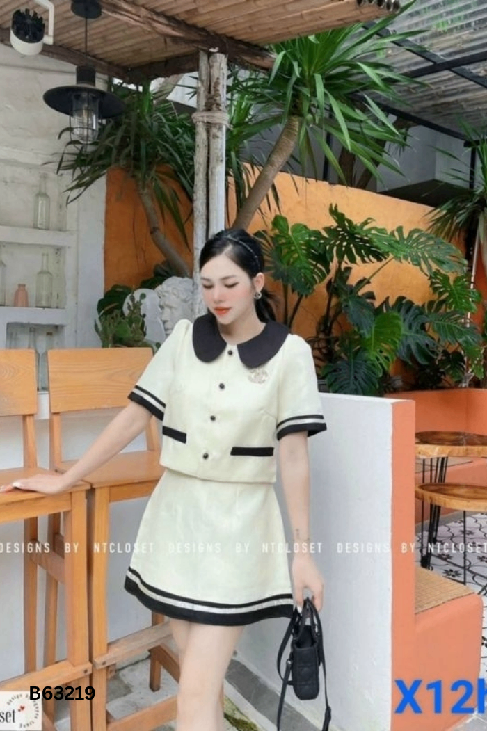 SET Áo be phối đen + chân váy