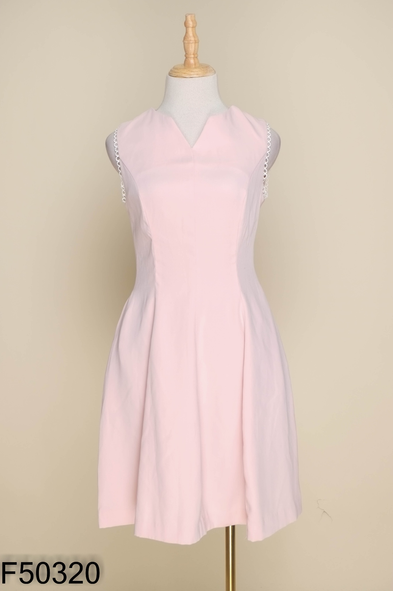 Váy IVY MODA hồng sát nách