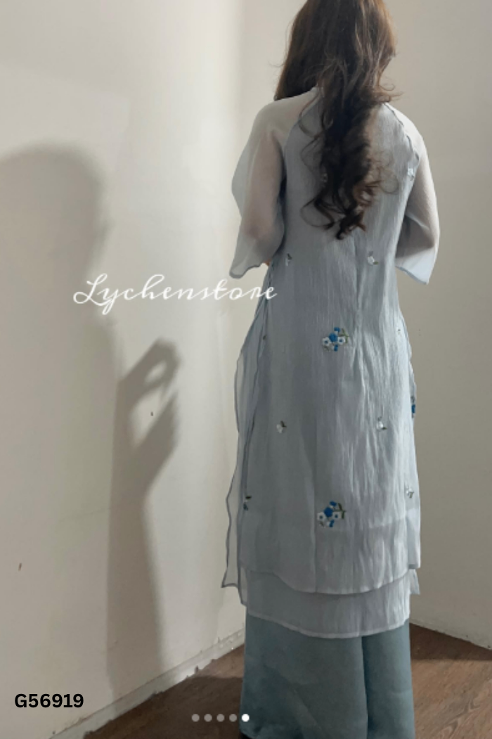 Set áo dài xanh thêu hoa + quần lụa xanh