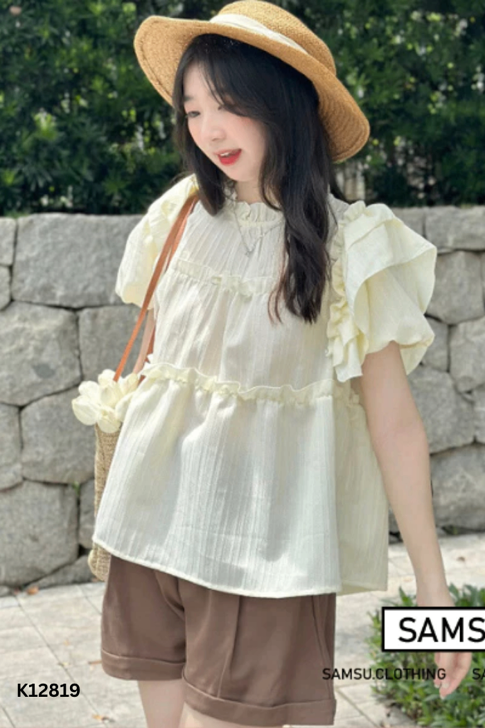 Áo vàng phối bèo