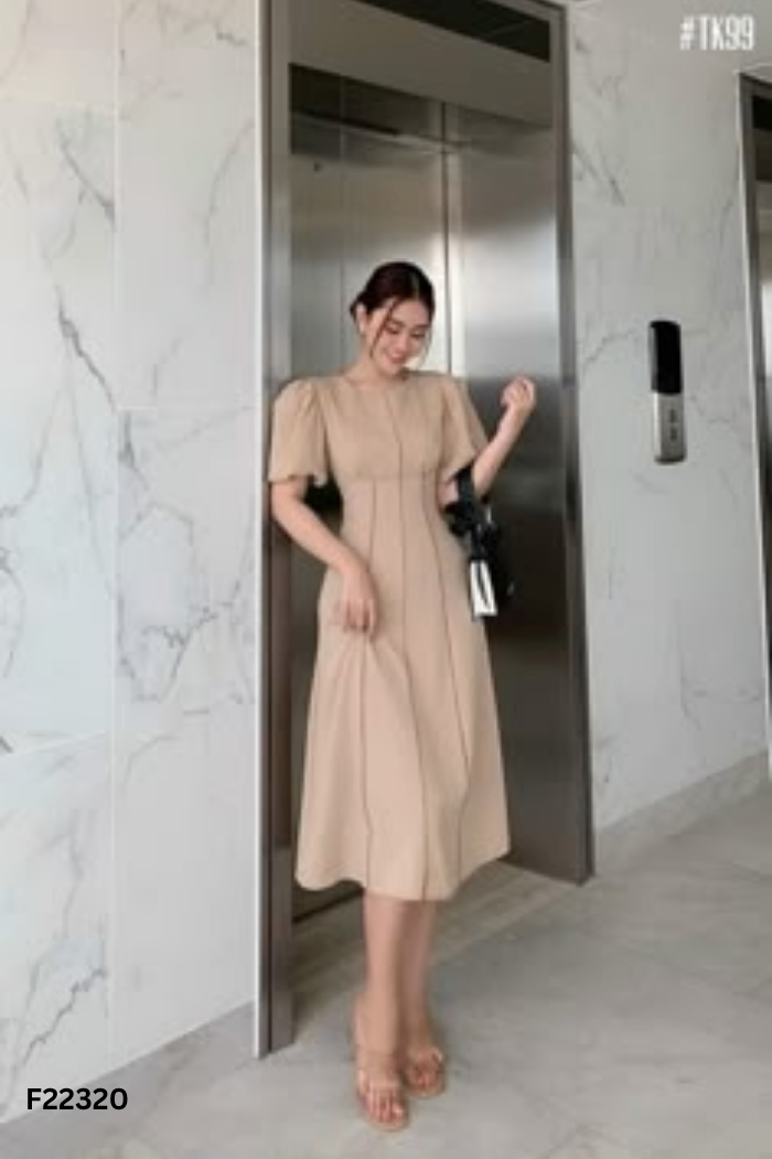 Váy đũi be tay phồng