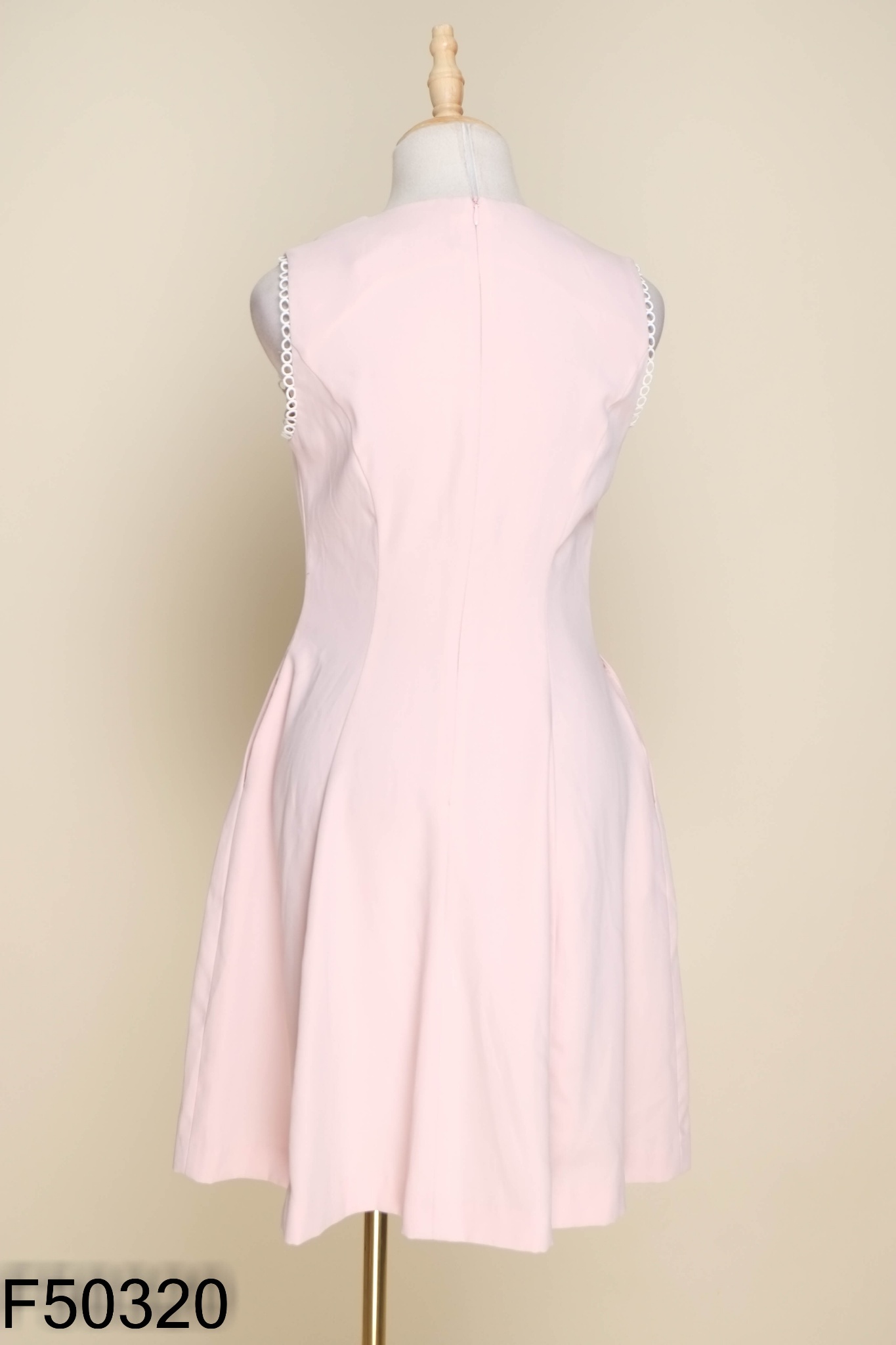 Váy IVY MODA hồng sát nách