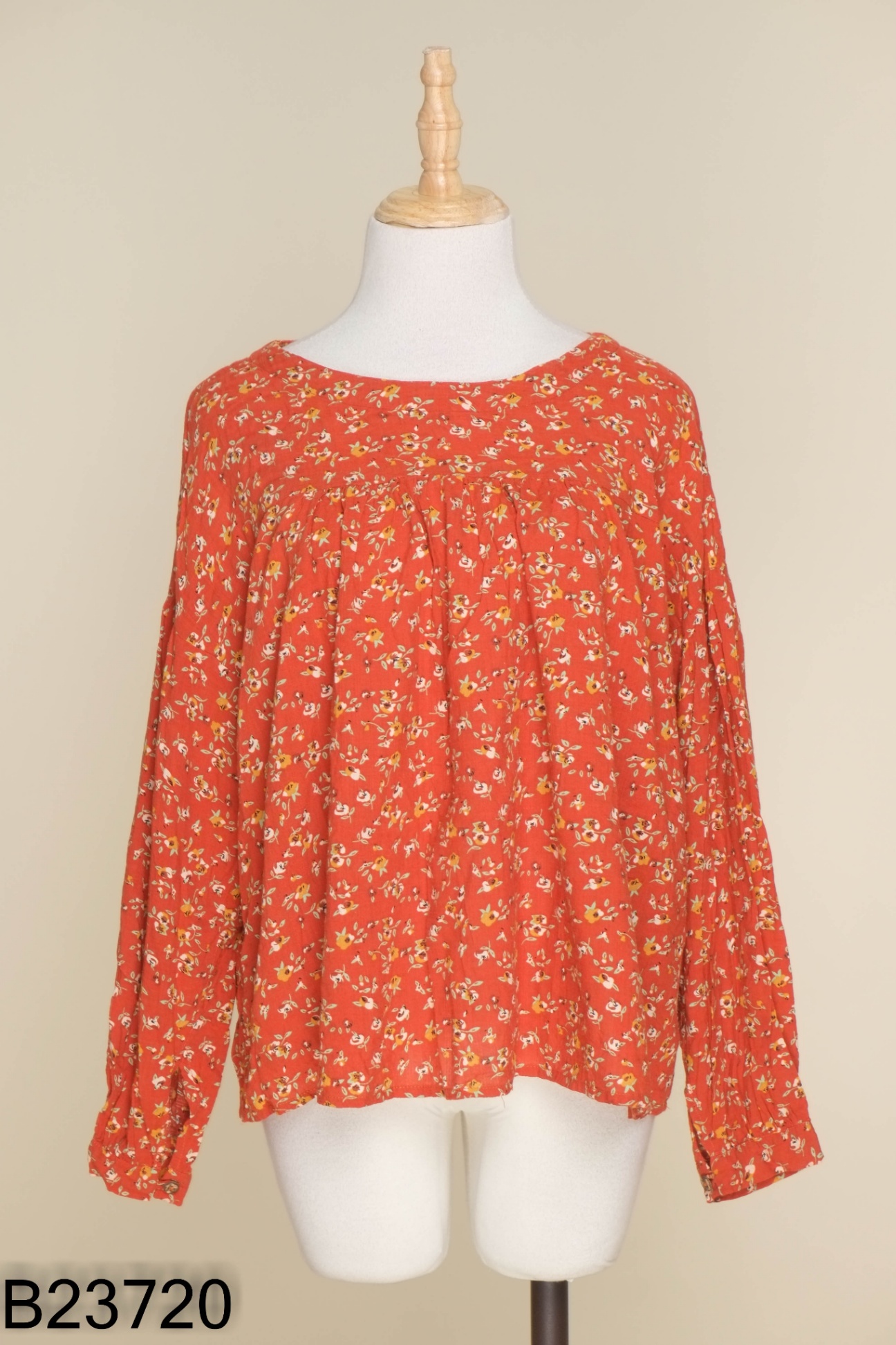 Áo linen HUULALA đỏ hoa