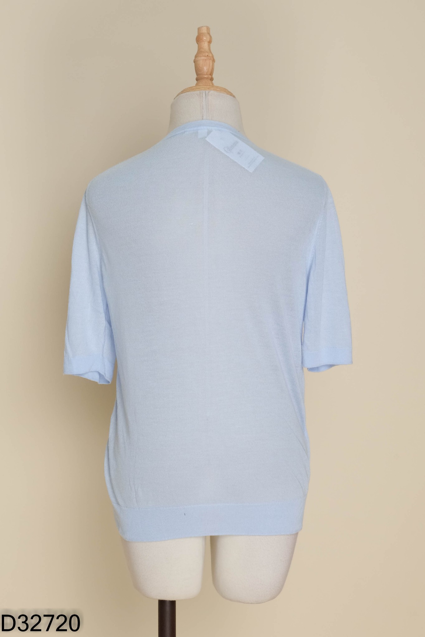Áo UNIQLO xanh trơn