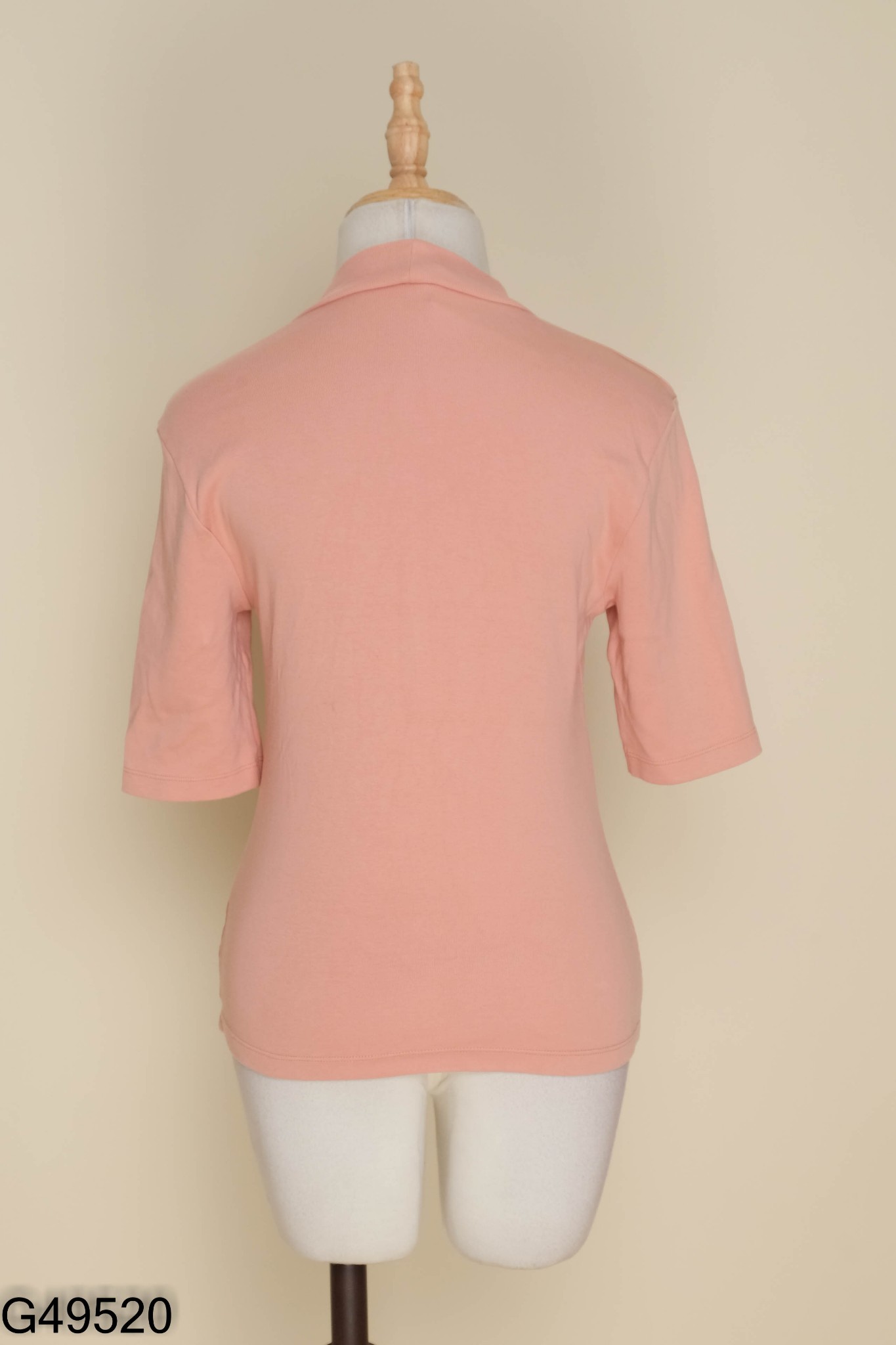 Áo UNIQLO hồng trơn
