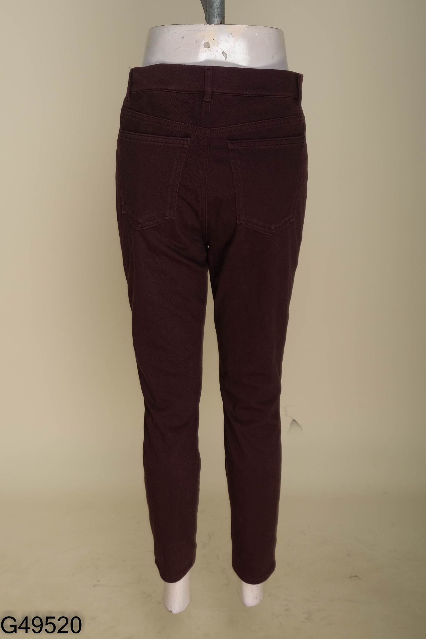 Quần skinny jeans UNIQLO đỏ mận