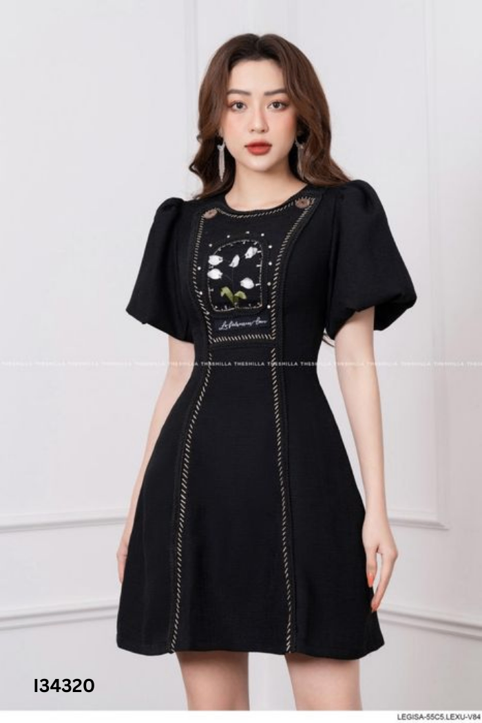 Váy SHILLA STUDIOS đen đính hoa