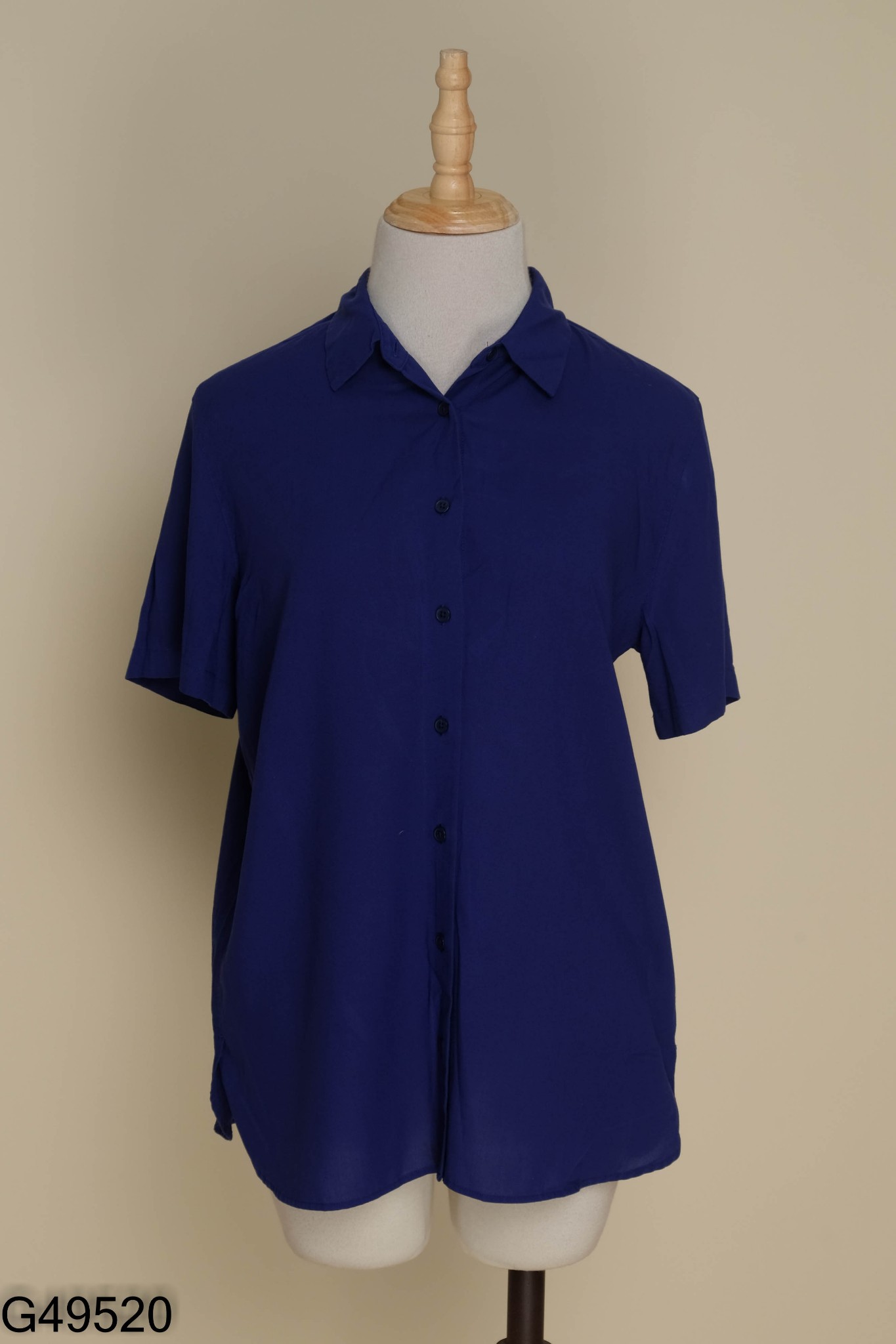 Áo sơ mi UNIQLO xanh ngắn tay