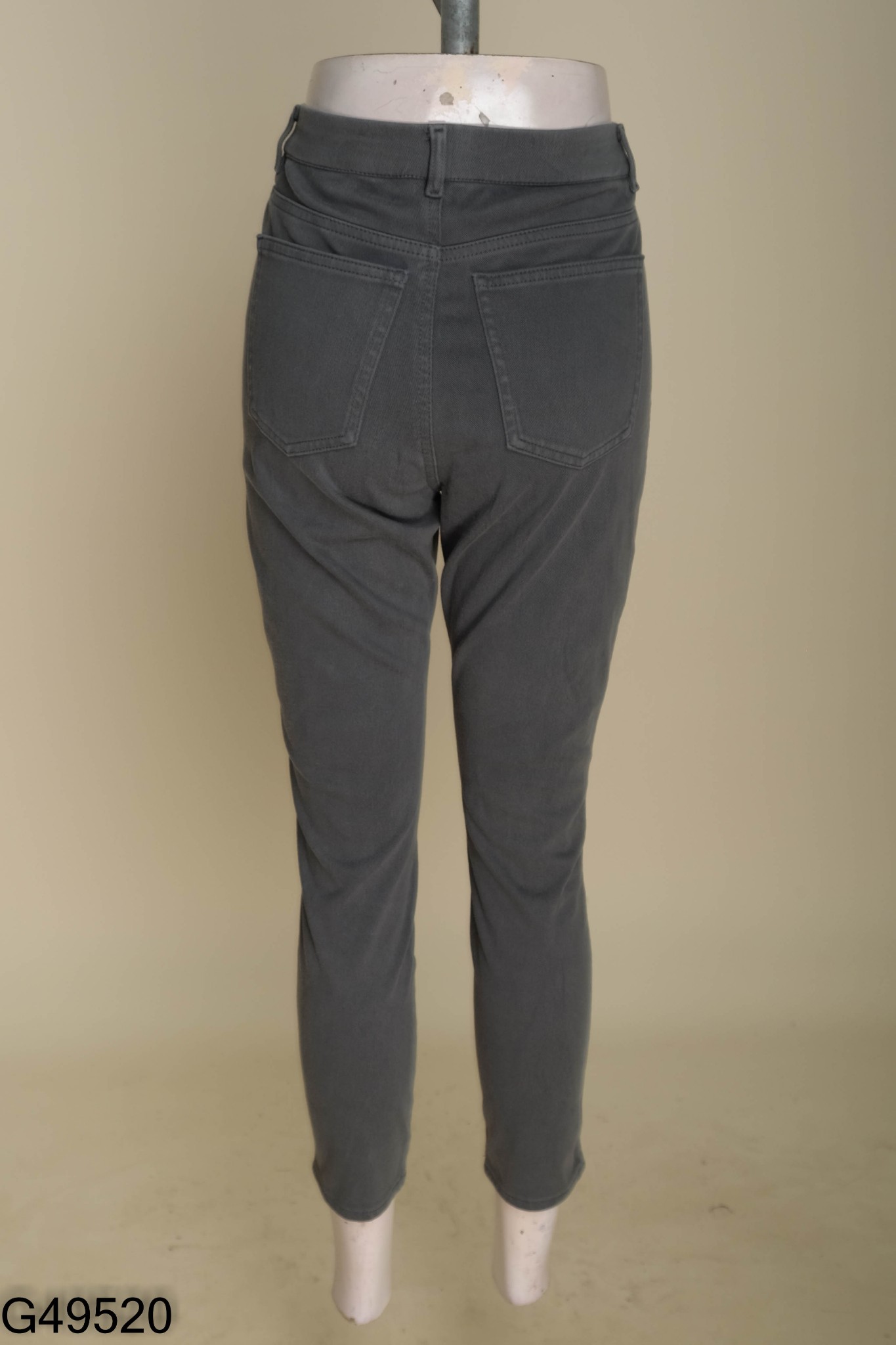 Quần skinny jeans UNIQLO xanh bộ đội