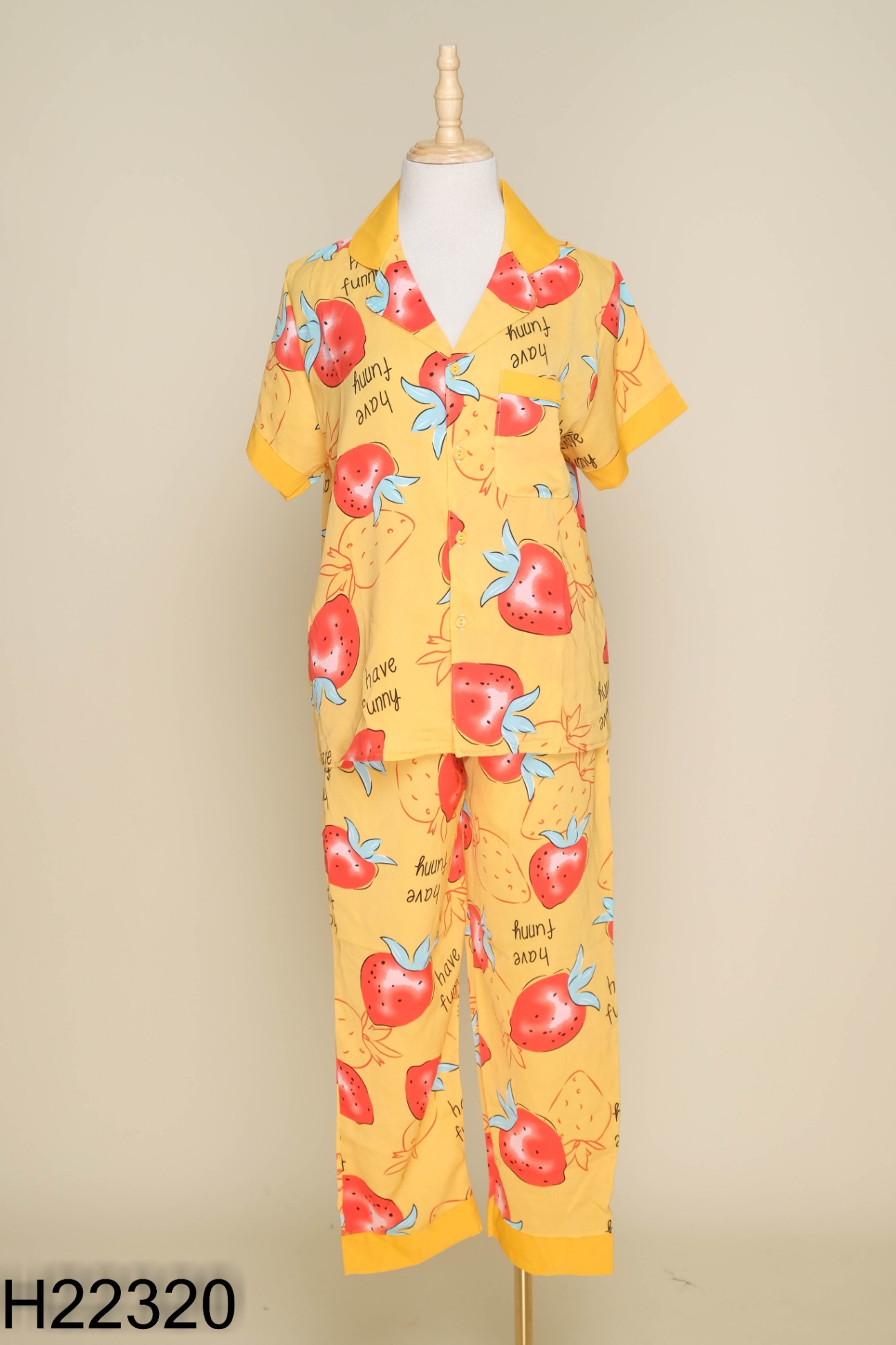 NEWTAG Set bộ ngủ vàng hoạ tiết