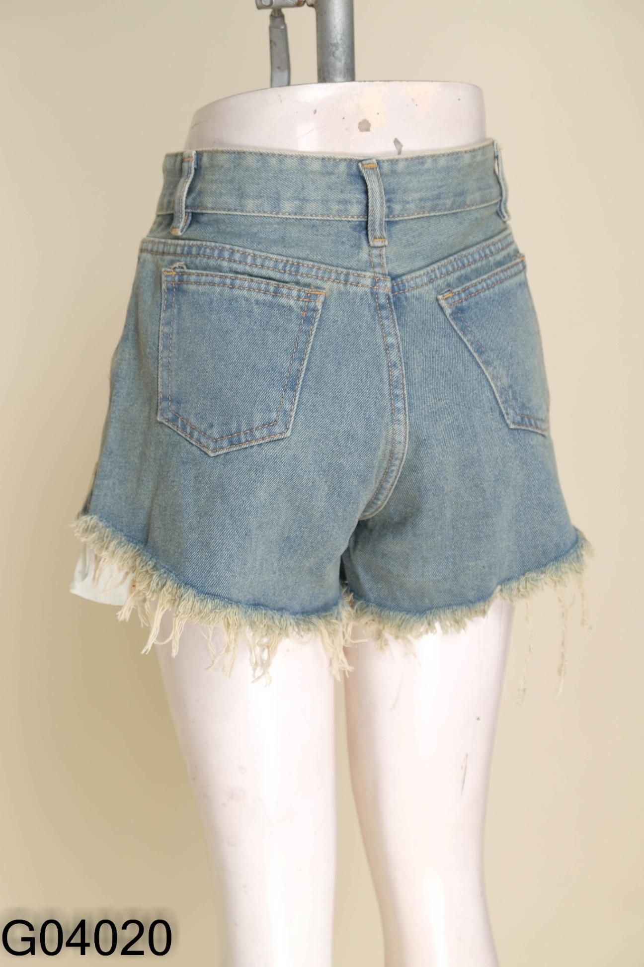 NEWTAG Quần jeans xanh shorts