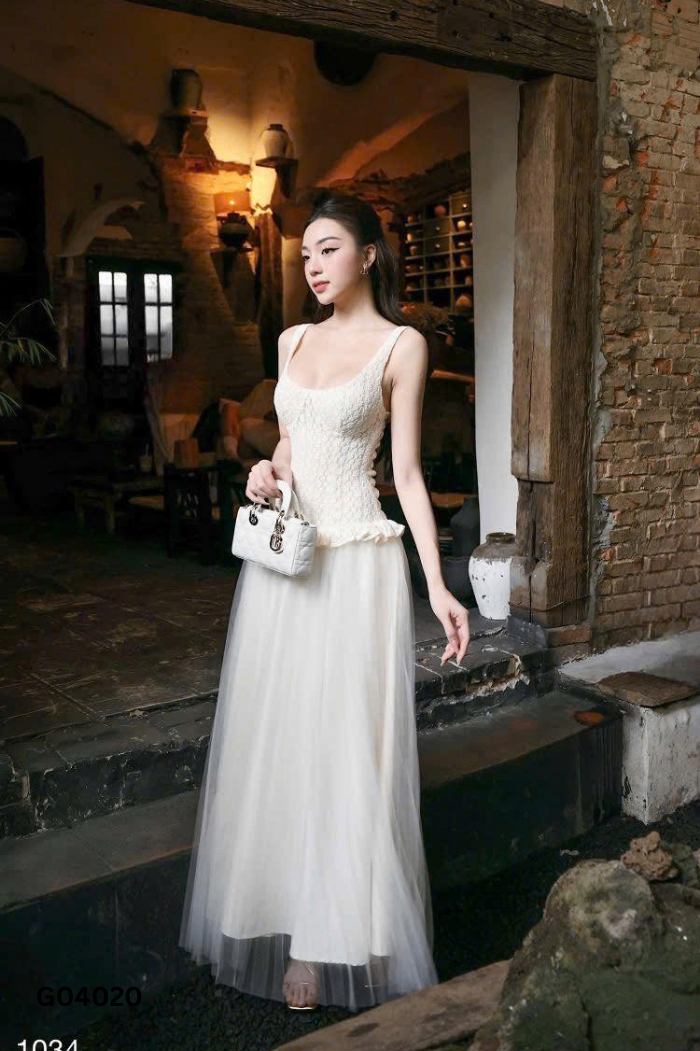 Set áo be + chân váy lưới