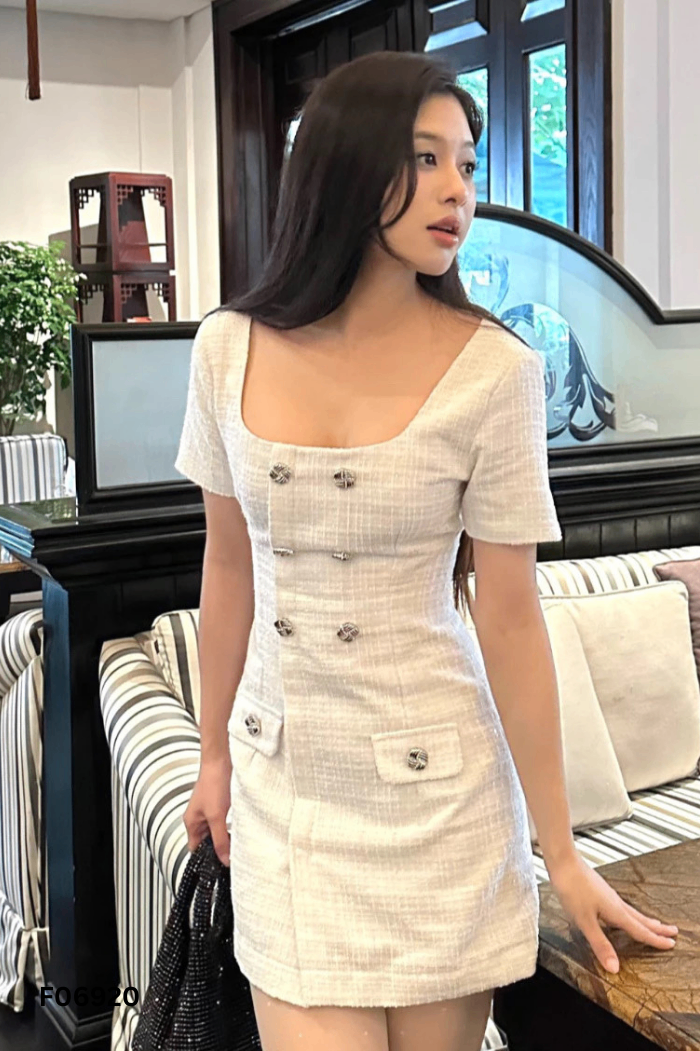 Váy dạ trắng ánh nhũ