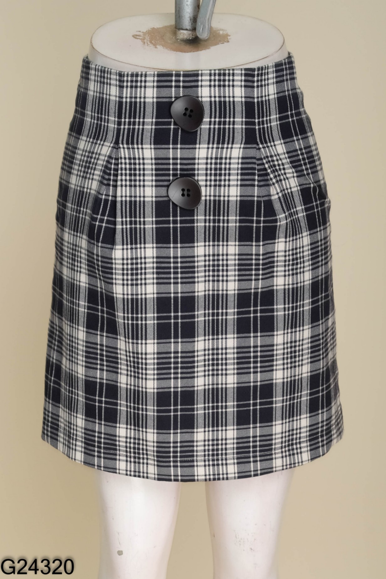 Chân váy ADORE DRESS be kẻ xám đen