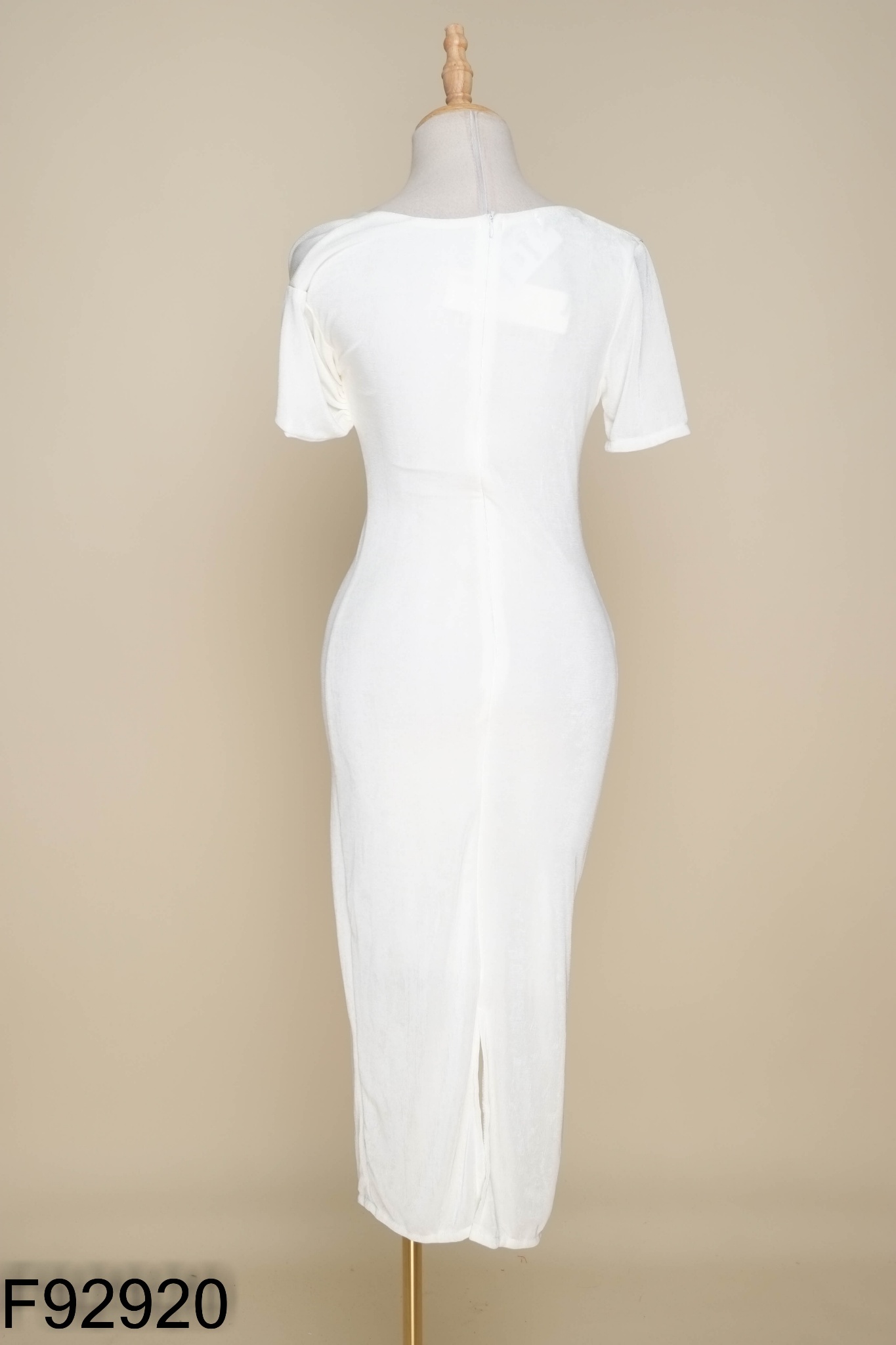 NEWTAG Váy body trắng đính đá