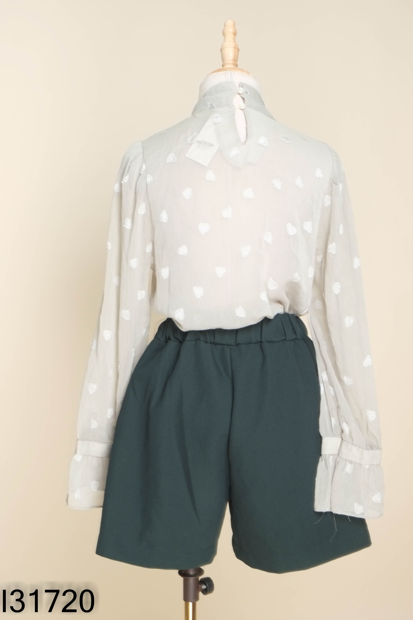 SET Áó xanh họa tiết + quần short