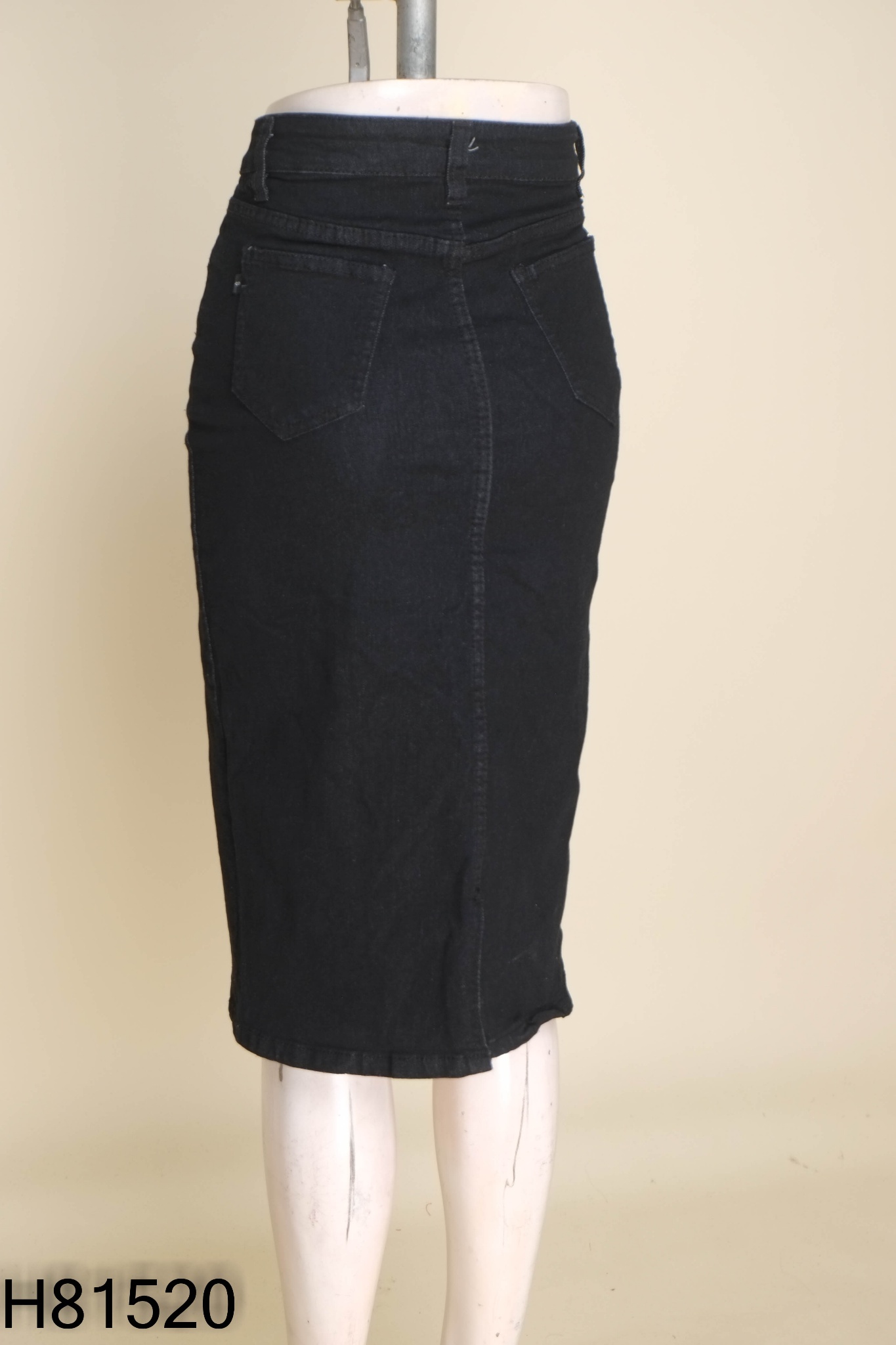 Chân váy jeans đen trơn