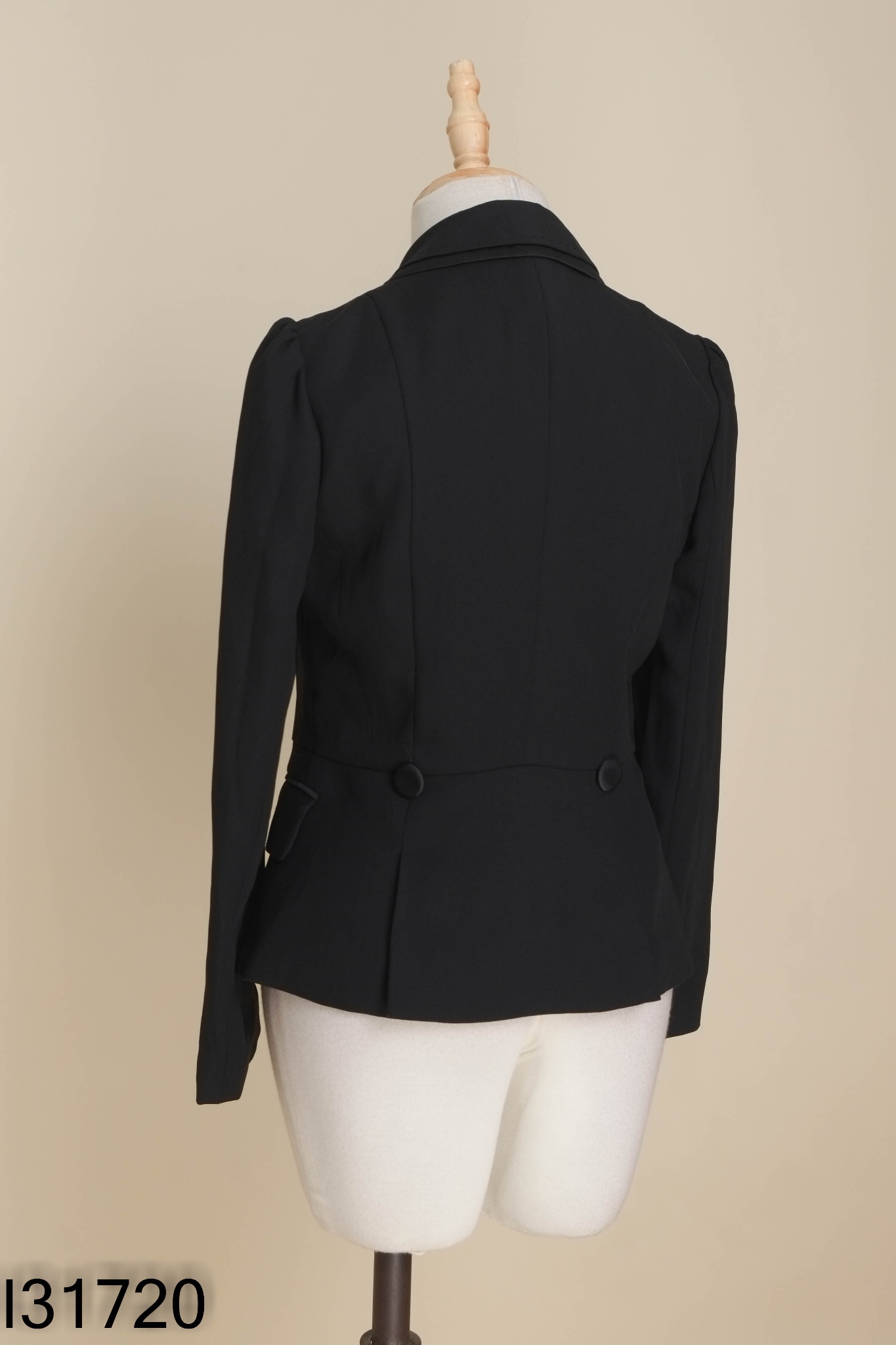 Blazer đen trơn