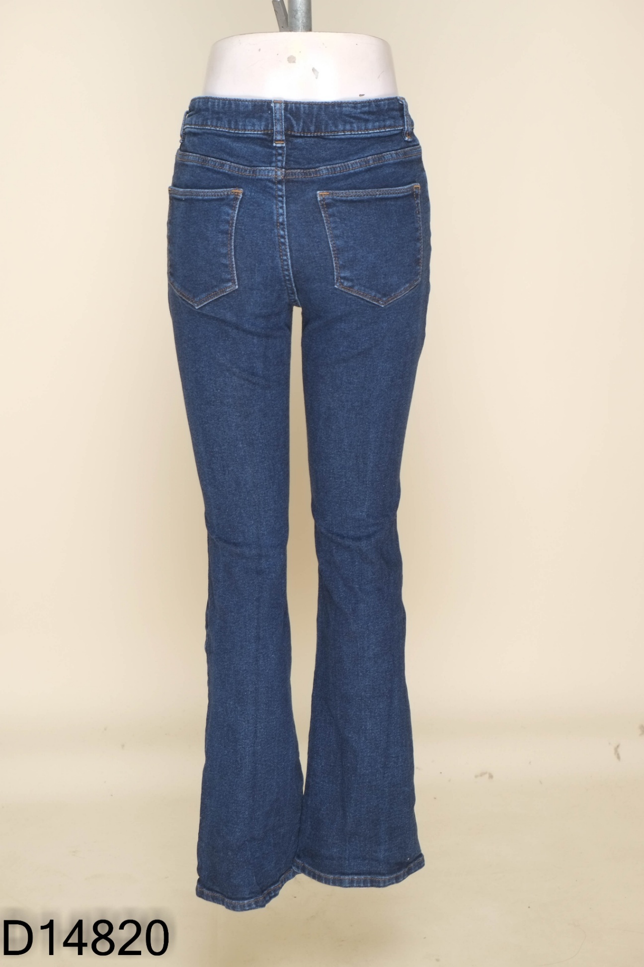 Quần jeans IVY MODA xanh loe
