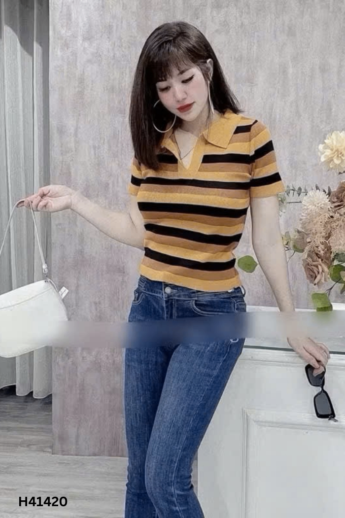 Áo nâu kẻ cổ bẻ