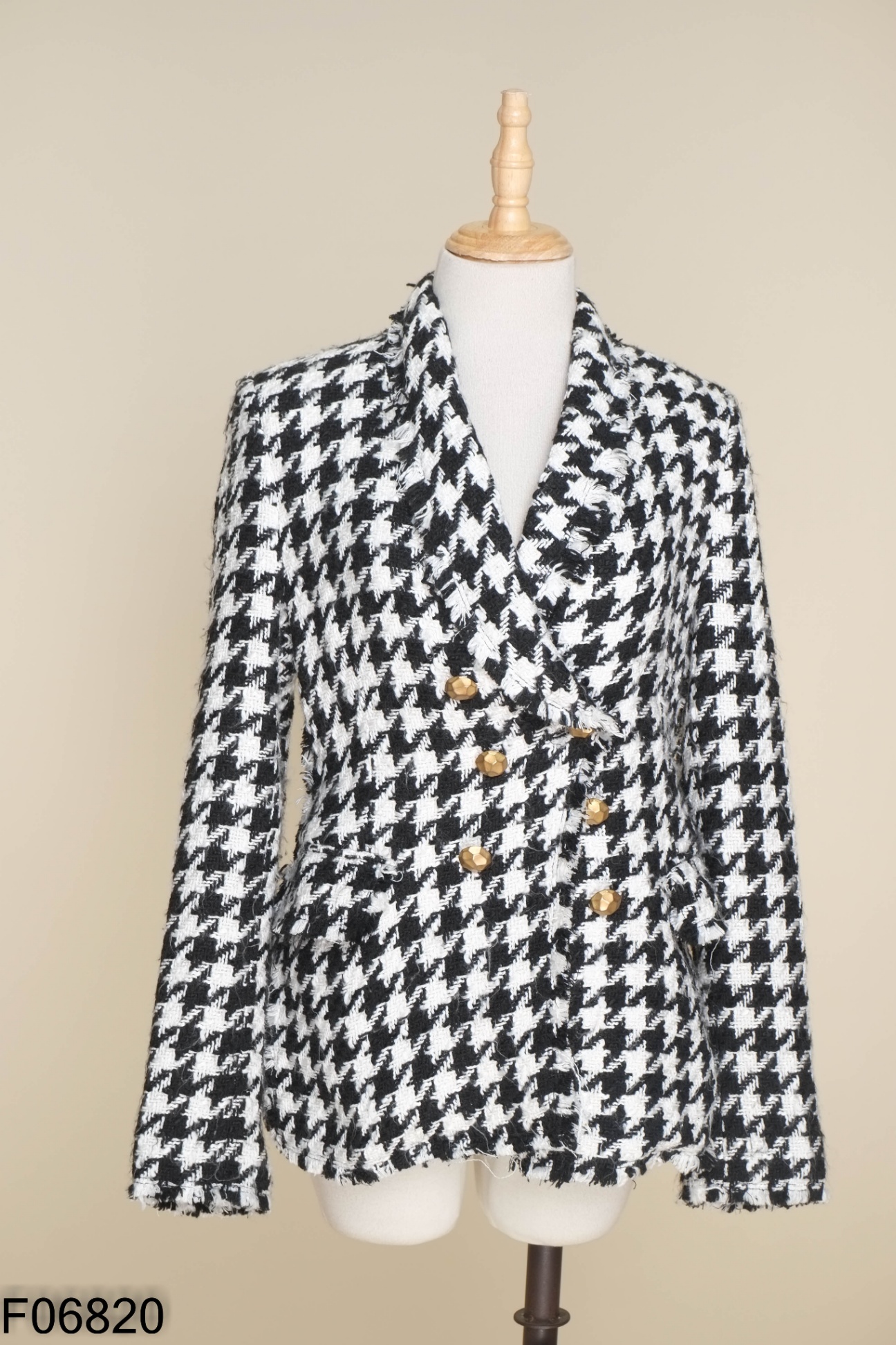 Áo ZARA dạ tweed đen phối trắng