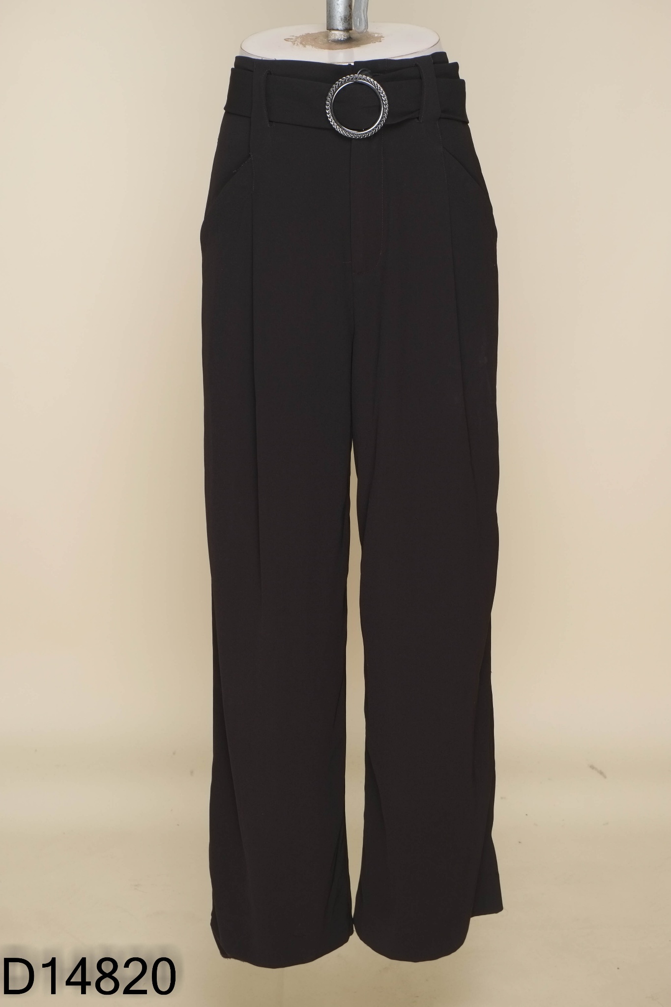 Quần suông đen IVY MODA kèm đai