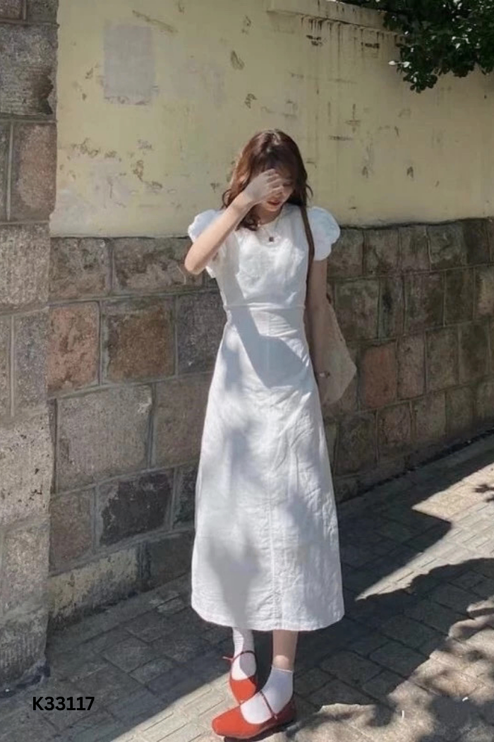 Váy trắng trơn hở lưng