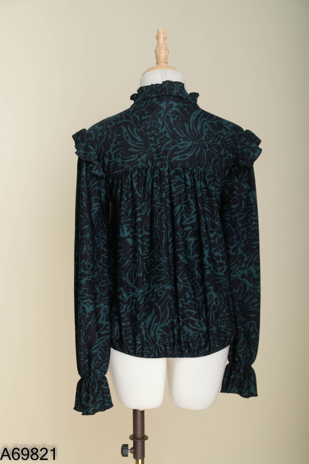 Áo DOROTHY PERKINS thun đen xanh bèo