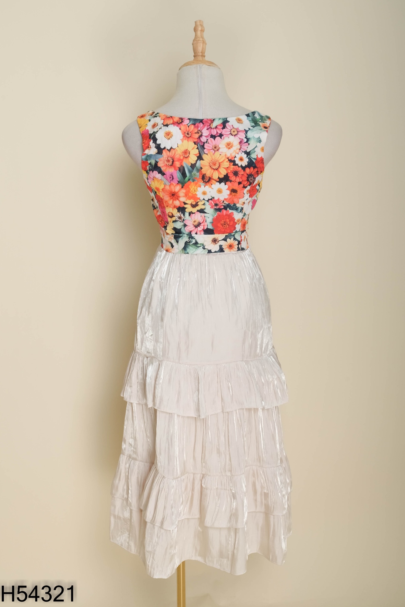 SET Áo sát nách hoa nhiều màu + chân váy organza be