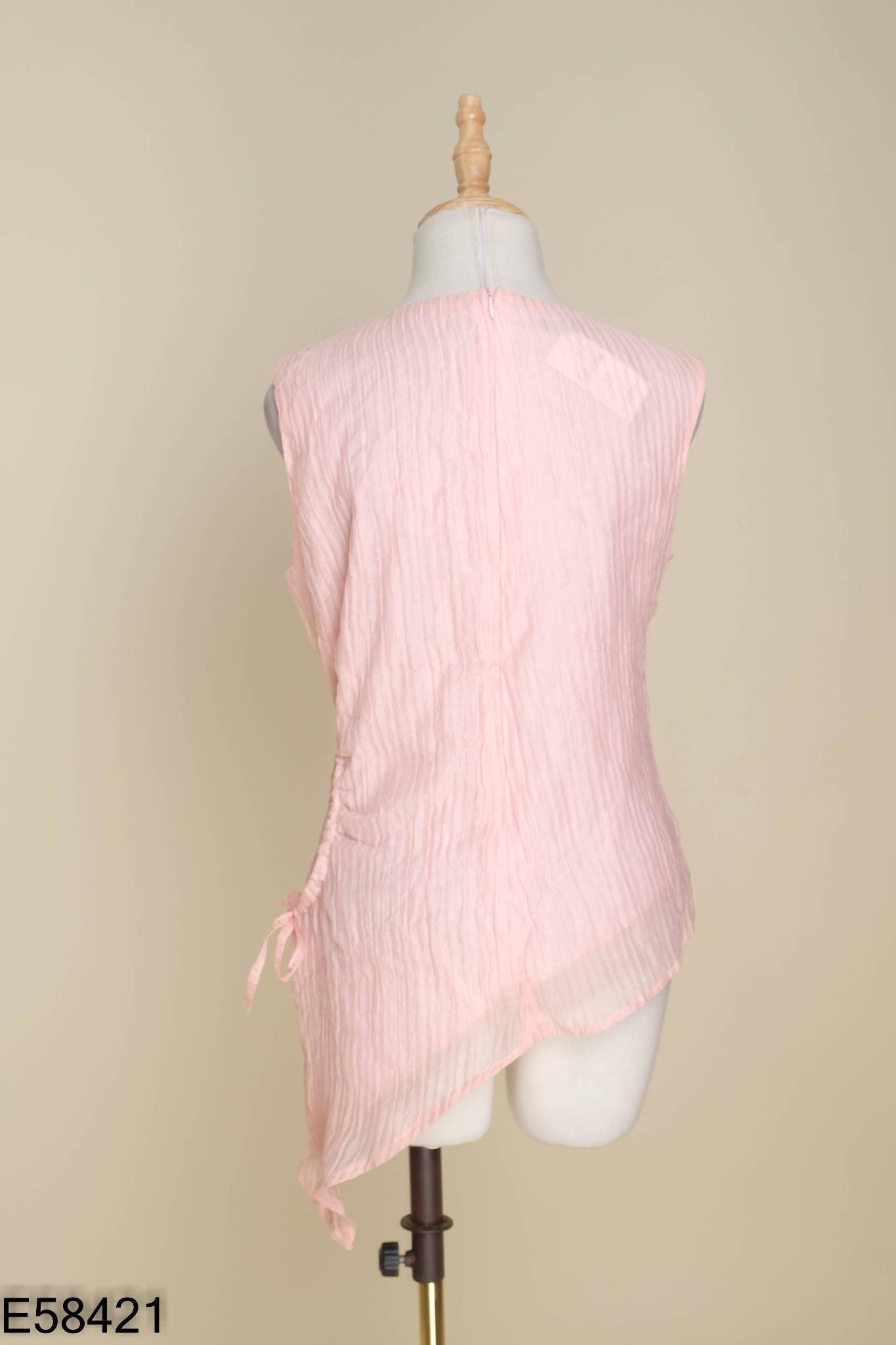 Áo sát nách chiffon hồng nhăn