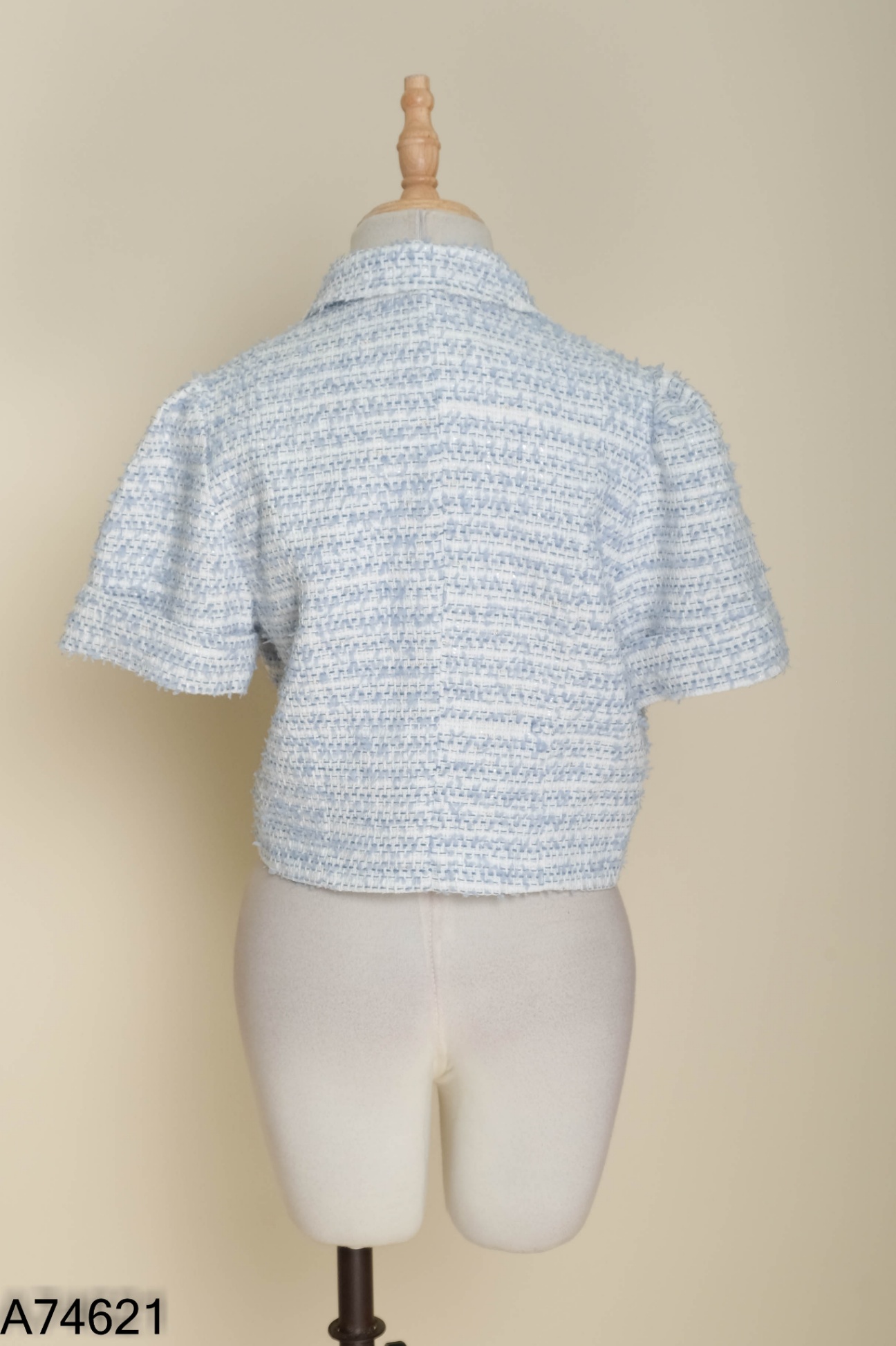 Áo dạ tweed trắng phối xanh