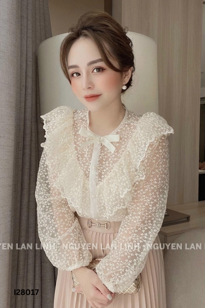Áo ren be cúc ngọc