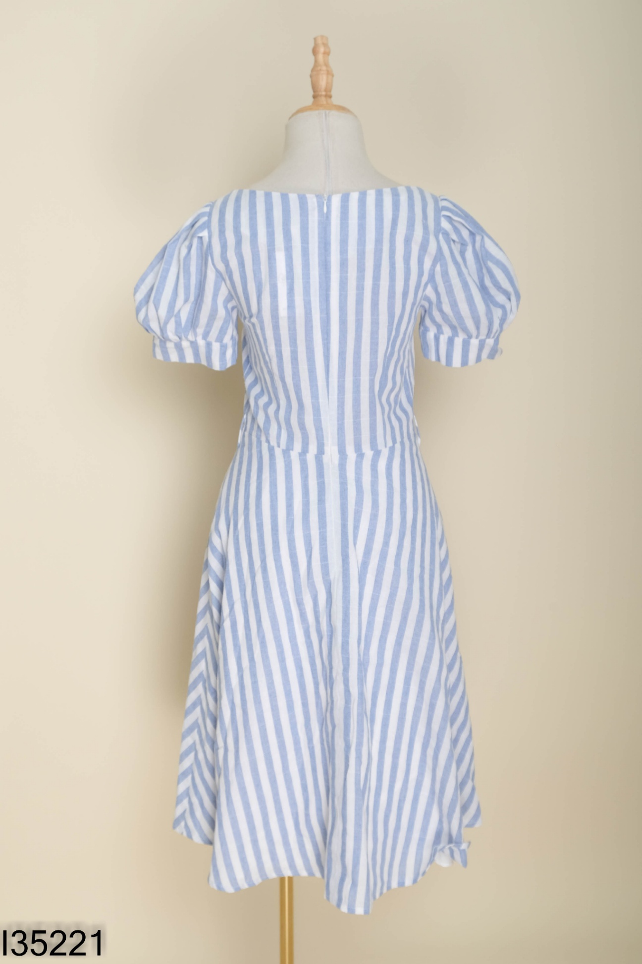 Váy linen xanh sọc tay phồng