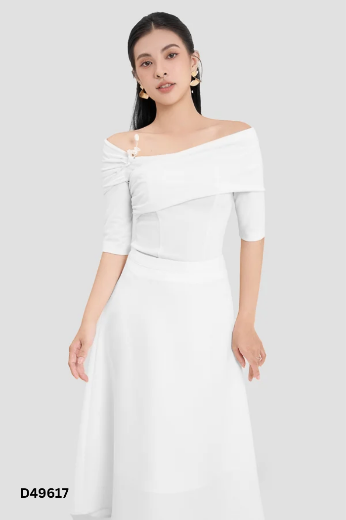 NEWTAG Áo MAYBI umi trắng lệch