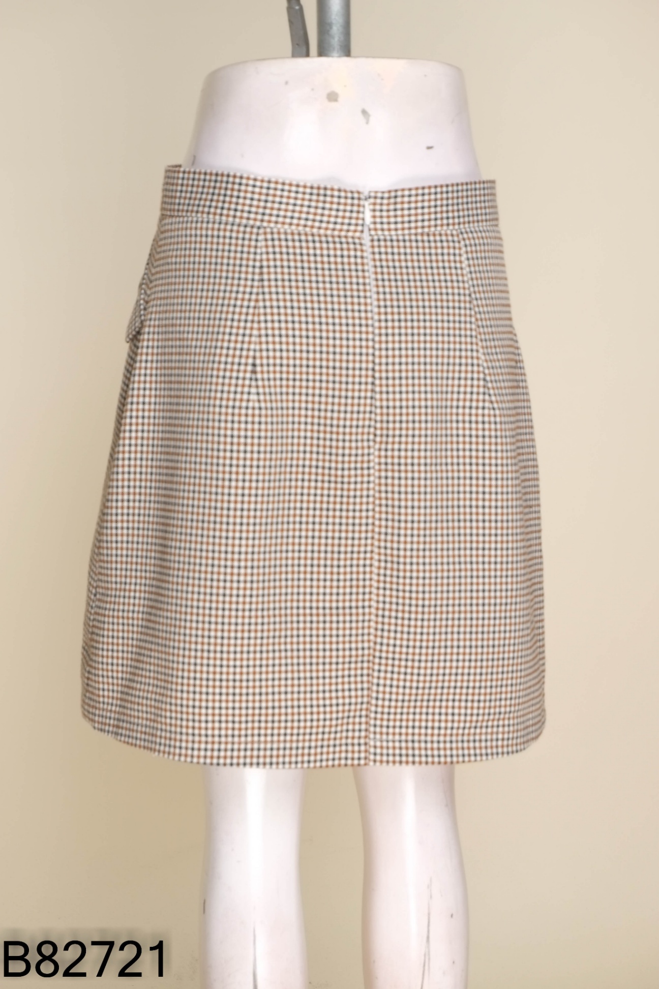 Chân váy ADORE DRESS be kẻ nâu đen