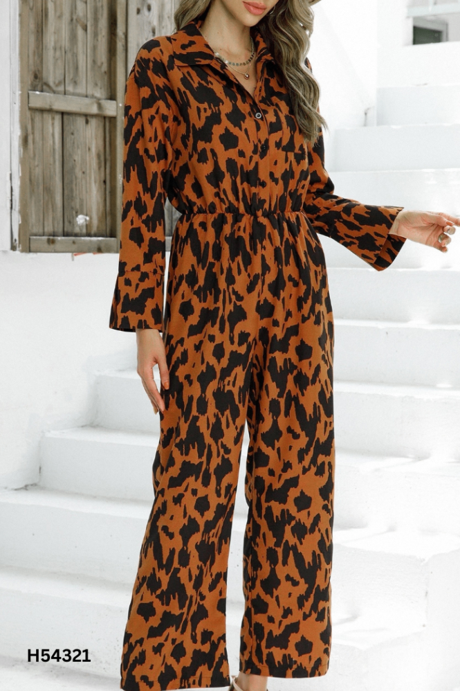 Jumpsuit nâu hoa tiết đen