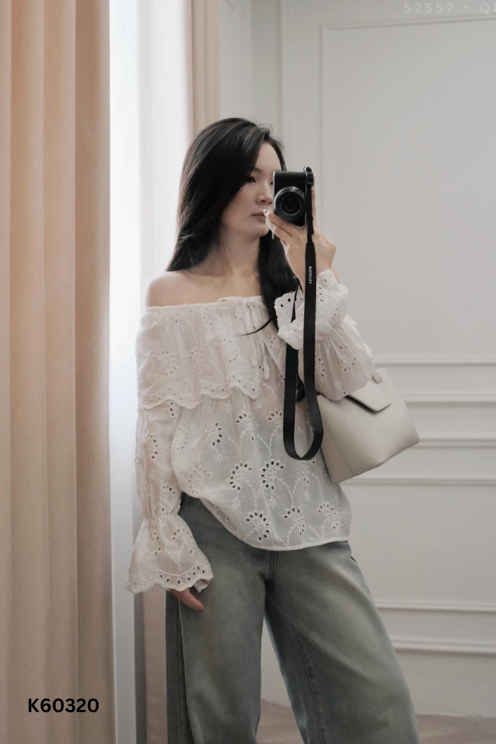Áo trắng trễ vai
