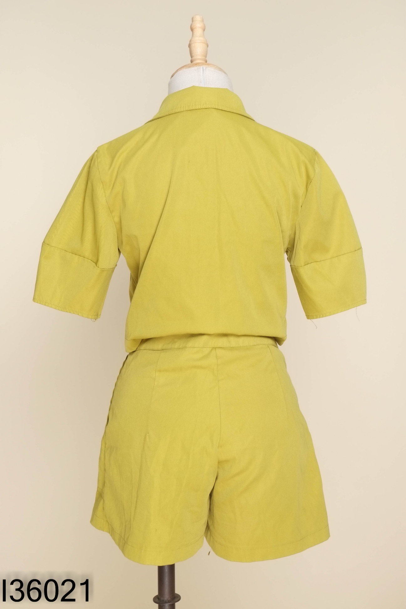 Set Áo sơ mi xanh ngắn tay + quần shorts