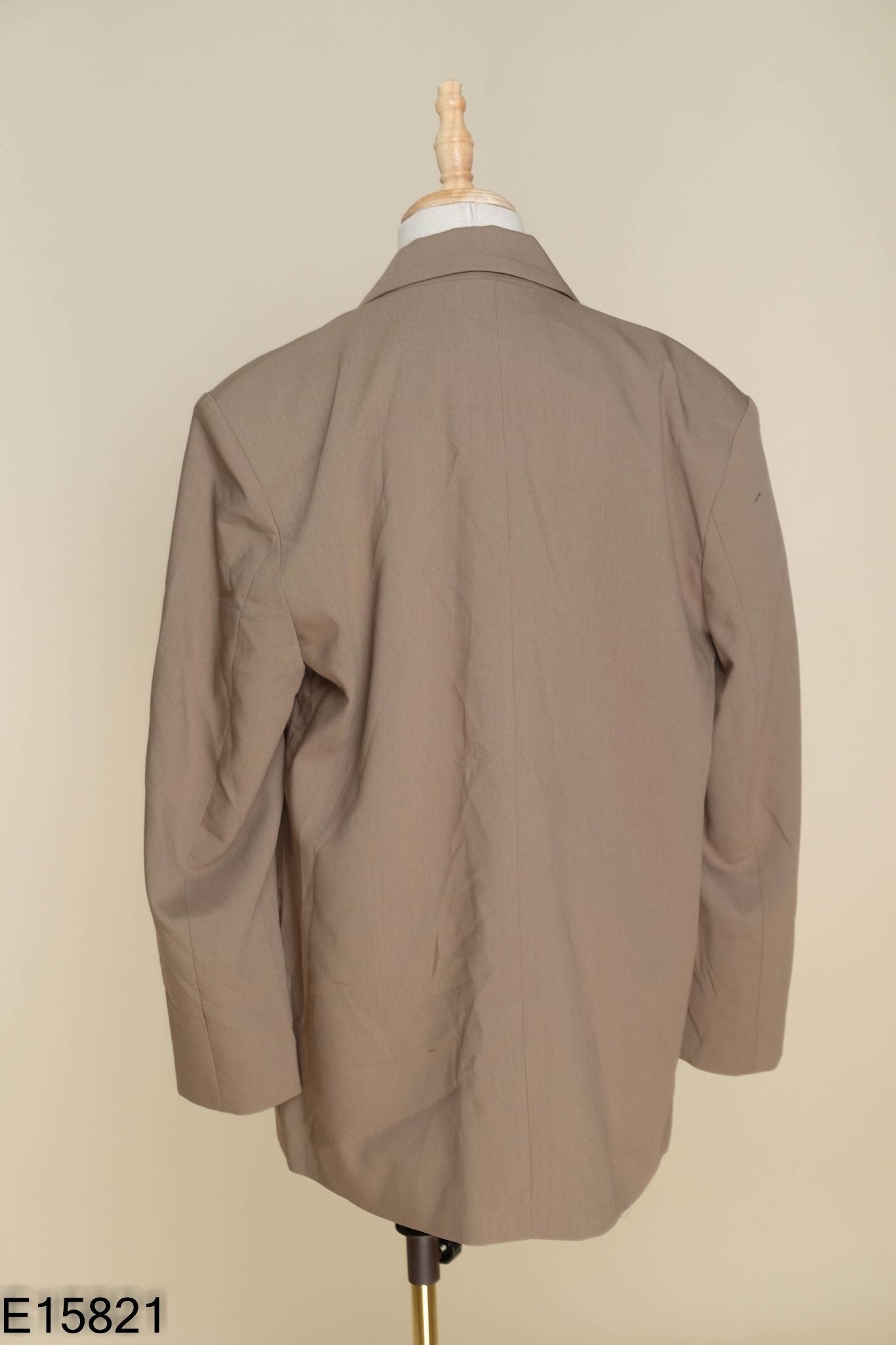 NEWTAG Blazer xanh rêu phối khuy