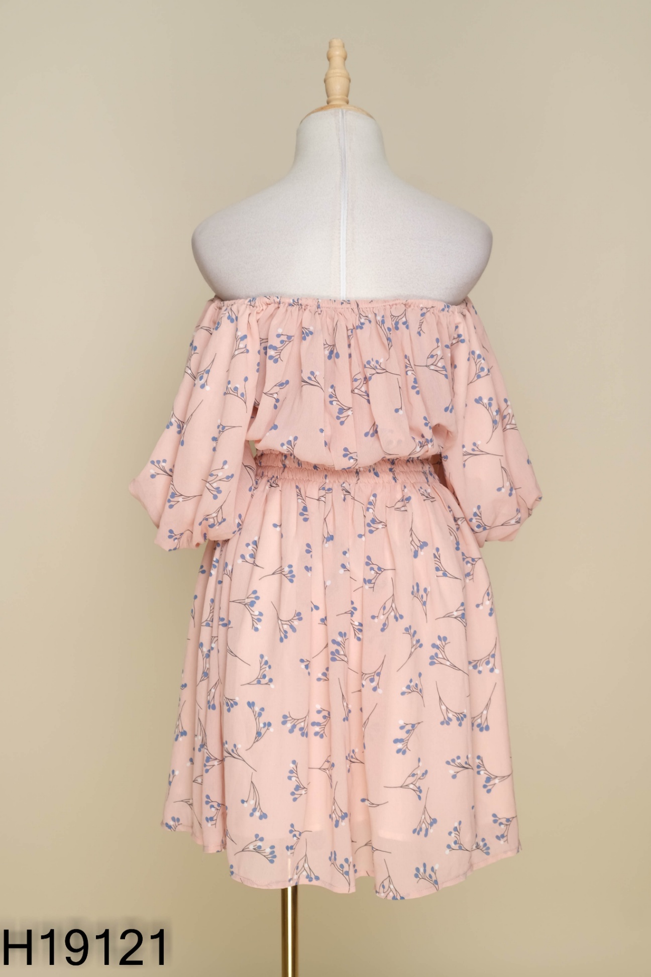 NEWTAG Váy 92WEAR hồng họa tiết xanh